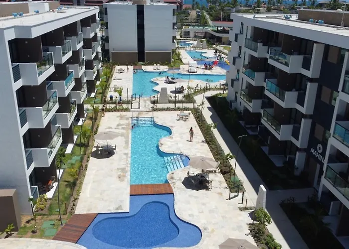 Makia Flats Muro Alto